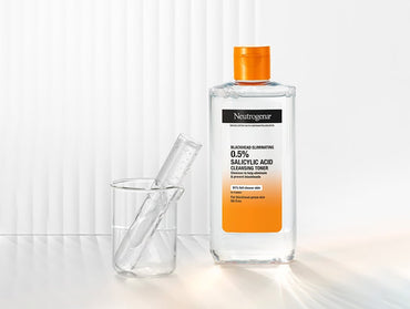 Neutrogena BlackHead Cleansing Toner 200ml - ITALY in Sri Lanka
