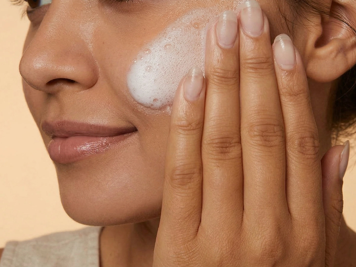 Cerave Hydrating Cream-to-Foam Cleanser 355ml in Sri Lanaka