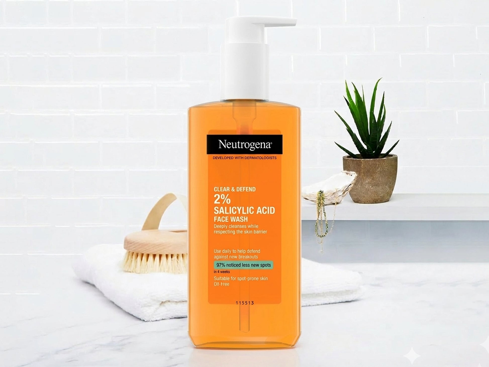 Buy Original Neutrogena Clear and Defend Facial Wash 200ml in Sri Lanka