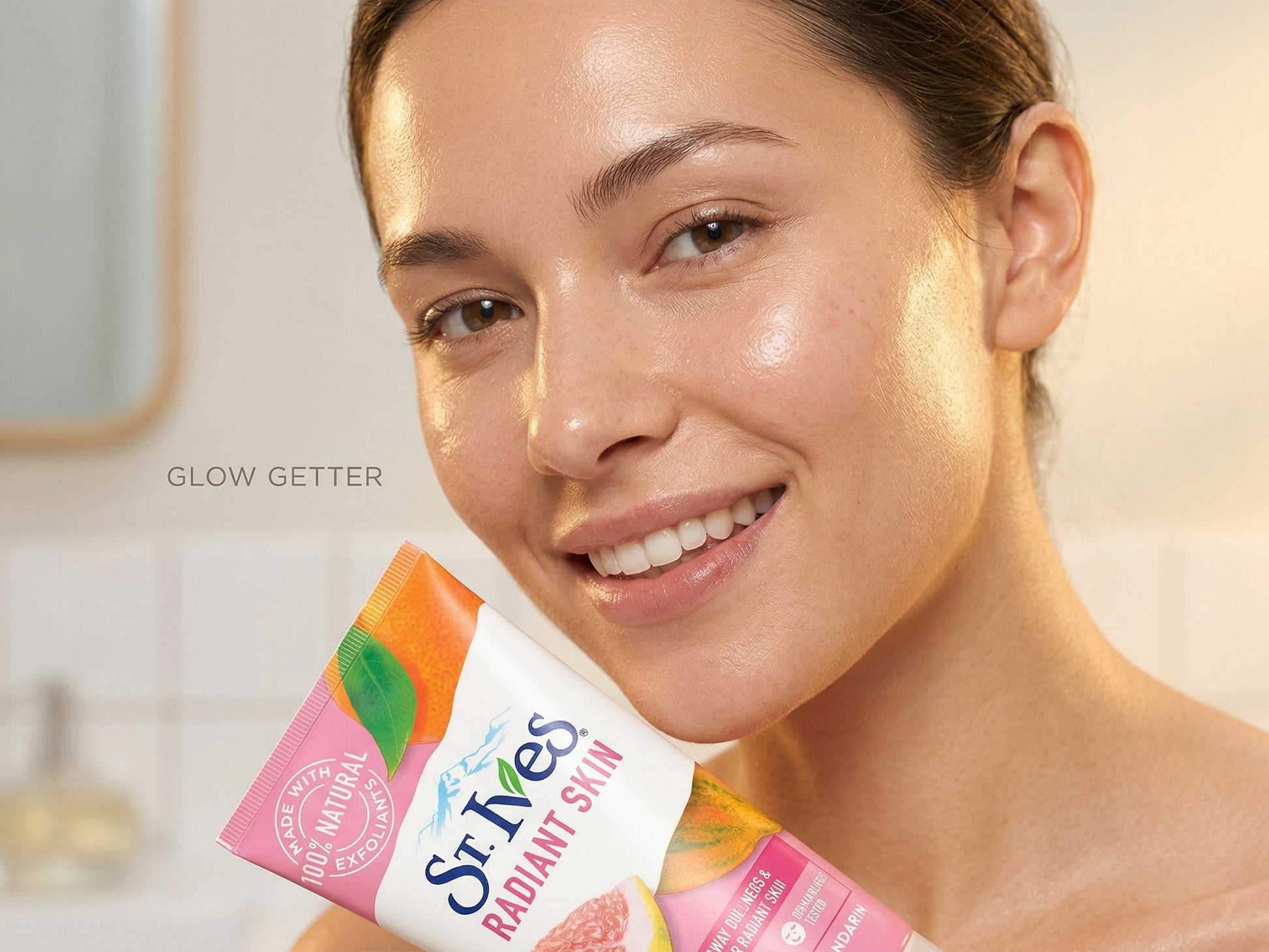 St. Ives Radiant Skin Scrub 150ml in Sri Lanka