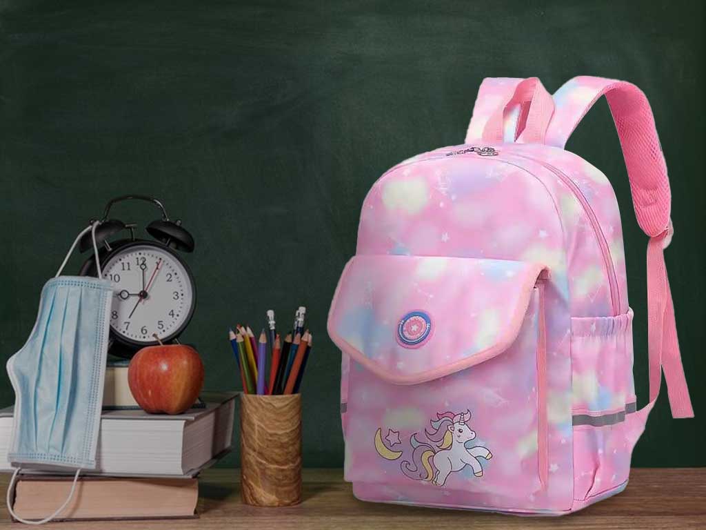 School bag hotsell with girl